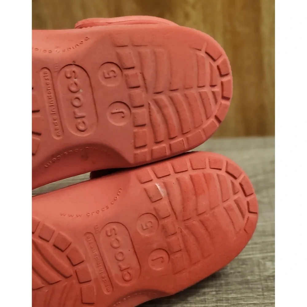 CROCS *owners are